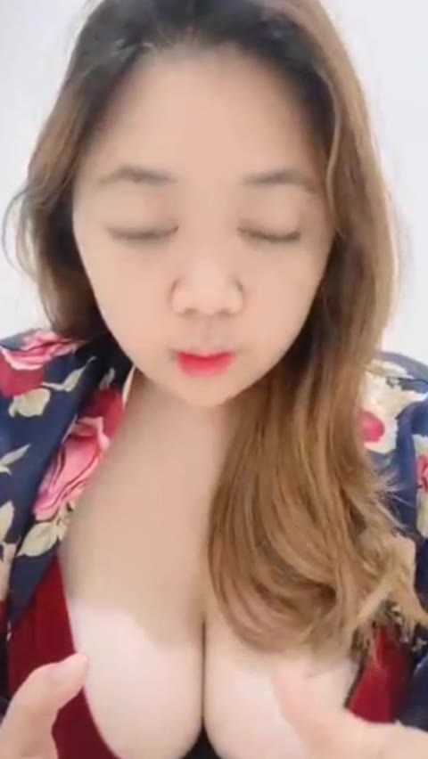 Thumbnail untuk Viral Indo Vanna Bohay Pamer Toge Montok Nya