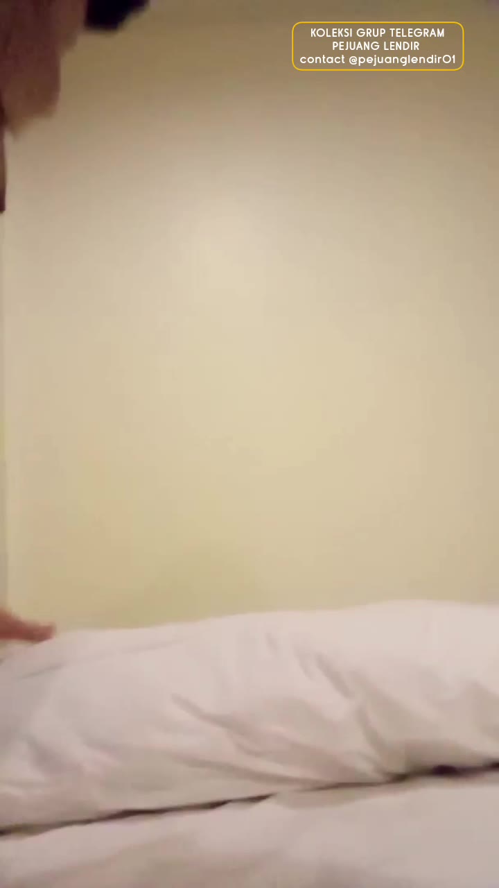 1 New Ukhti Vico Pakai Mukenah