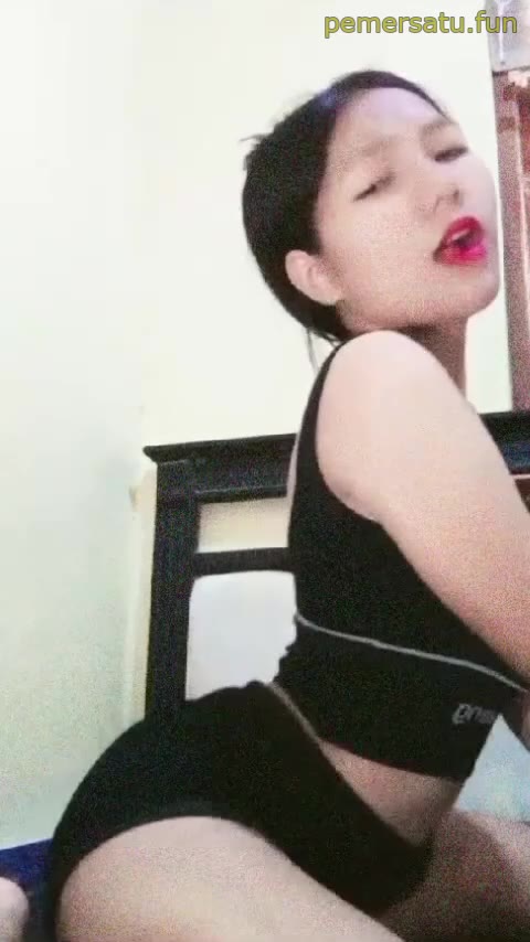 P23 Kirana Abg 18yo Sange Colok Memek