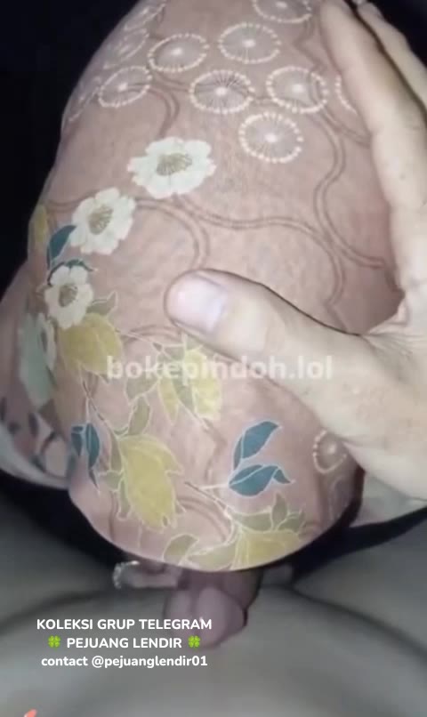 Bunga2 Ngentot Sama Buk Guru Jilbab