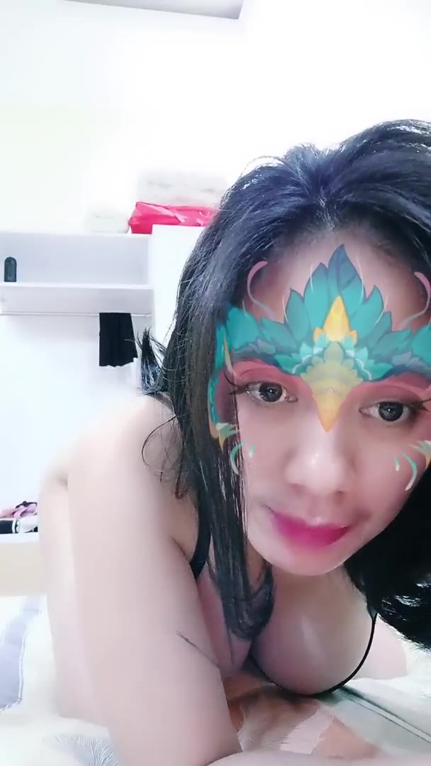 Thumbnail untuk Tante Inem Joget Seksi Pake Handuk Pink Kimcilonly