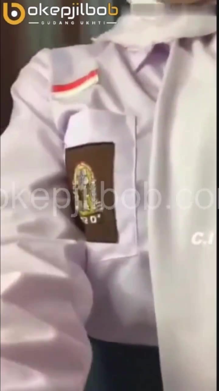 Thumbnail untuk 174 Sma Jilbab Toketnya Udah Gede Bokepjilbob Com