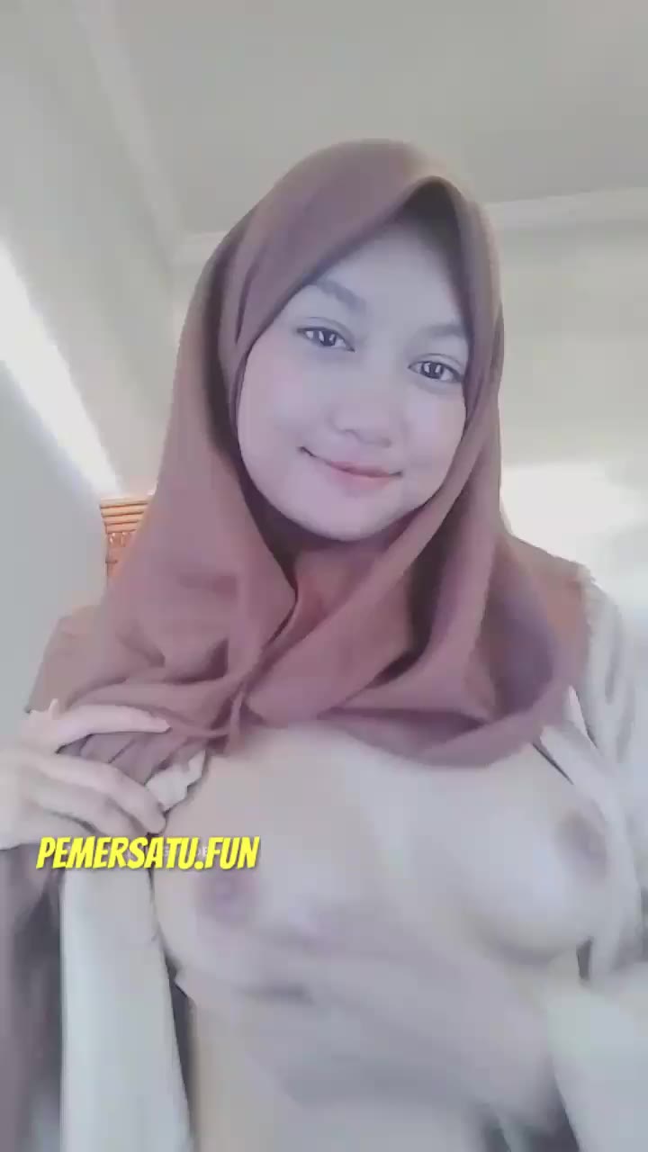 Copy-merged-1684499205151 Viral Jilbab Cantik 18yo Pulang Sekolah Pap Susu P8 - Copy -