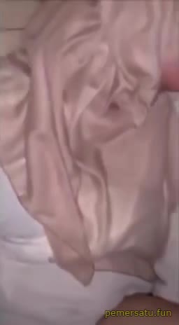 P2 Jilbab Pemalu Dientot Boss Mesum