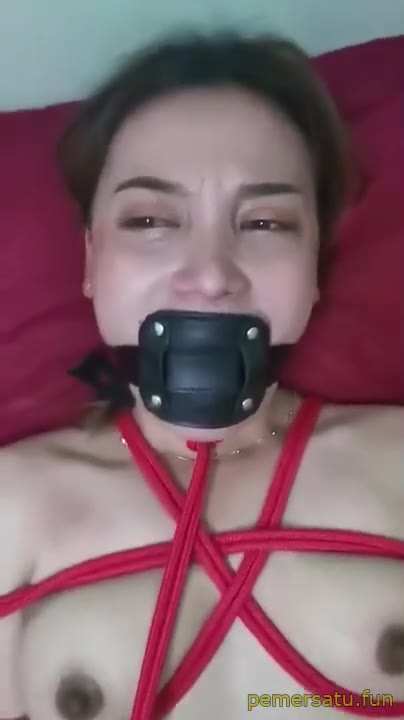 P1 Diikat Tali Merah Dientot Enak