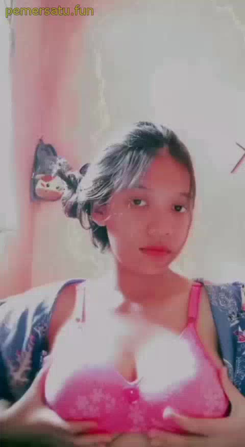 P1 Vika Viral Cantik