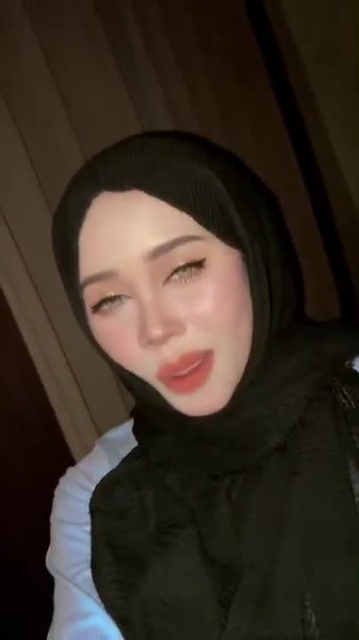 P1 Koleksi Ukhti Jilbab Nor Adilla Tiktoker Colok Memek Output