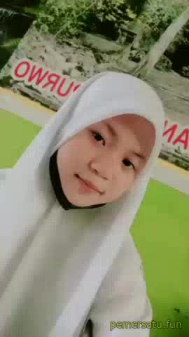 P16 Gadis Esempe 18yo Gemes