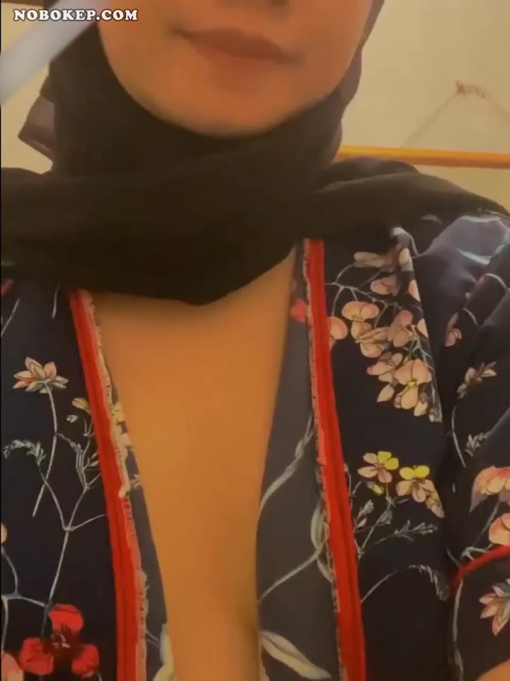 Thumbnail untuk Bokep Indo Viral Abg Hijab Tindik 02 Pejuang