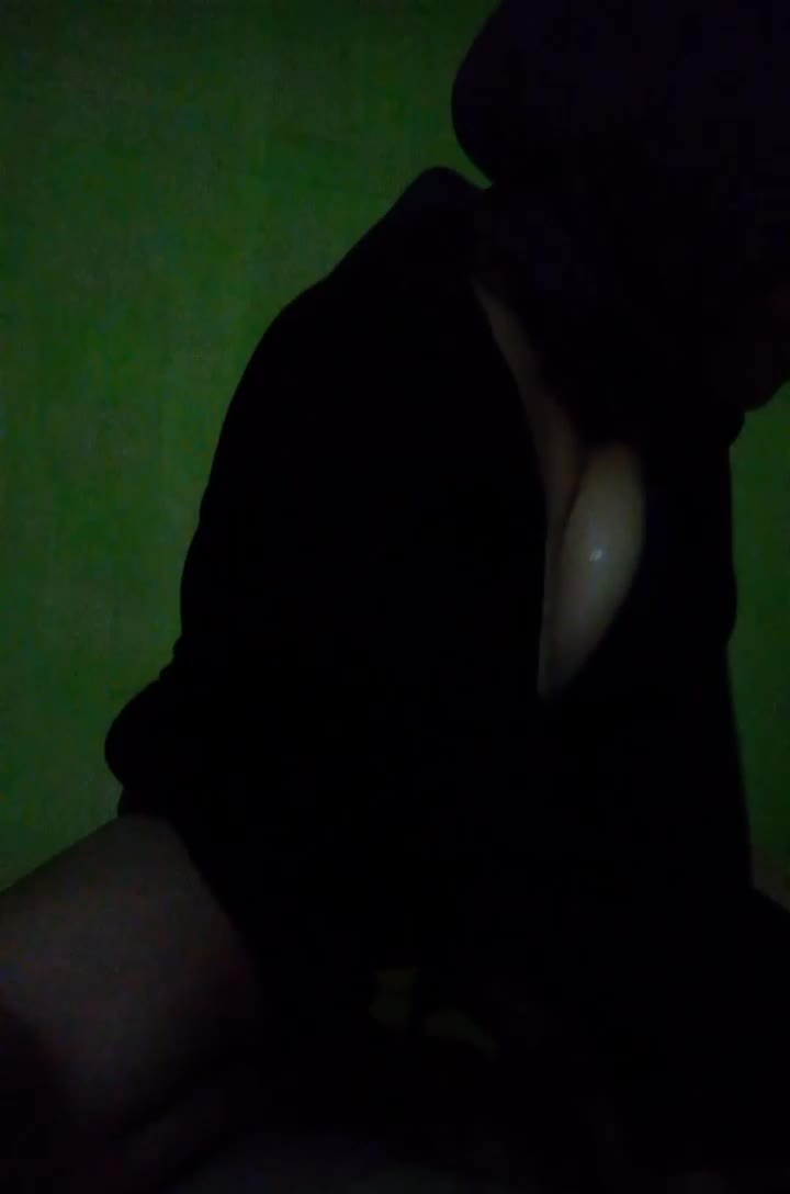 Sarah Jilbab Guru Pulang Ngajar Sange Masturbasi