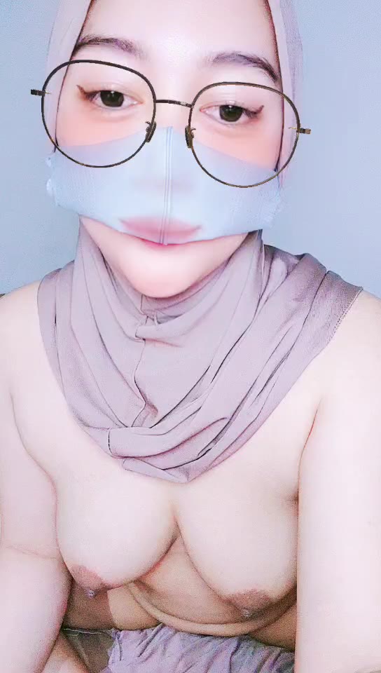 caca  ID: 2611054 Papaya Live telegram bot @DSrecordbot