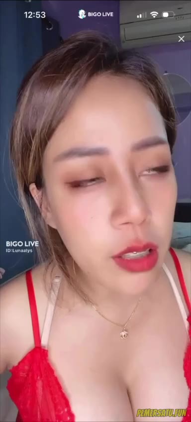 P7 Hijab Bikini Merah Kacamata Birahi