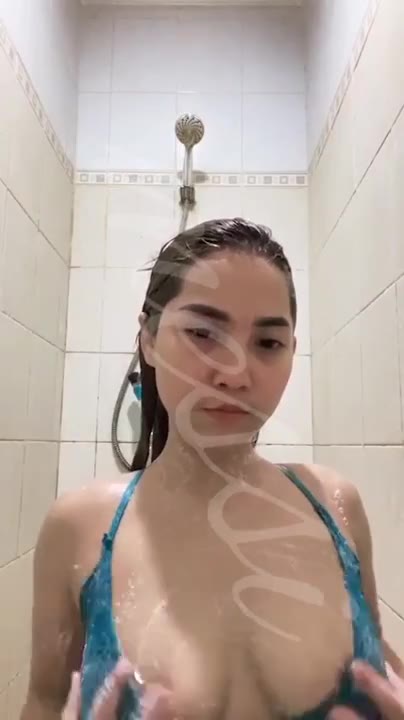 Thumbnail untuk Miss Cybel Private Mandi Pamer Keindahan Download Doods