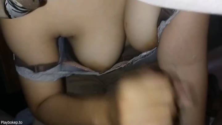 Thumbnail untuk Kakak Berhijab Nawarin Ngocok Kontol Sotwe Video indo