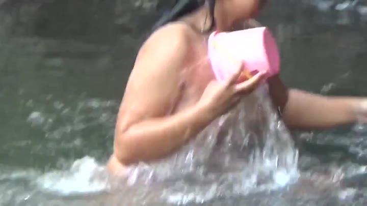 Thumbnail untuk Gadis Desa Mandi Doodstream Indo Twitter Sotwe Bokepsatset