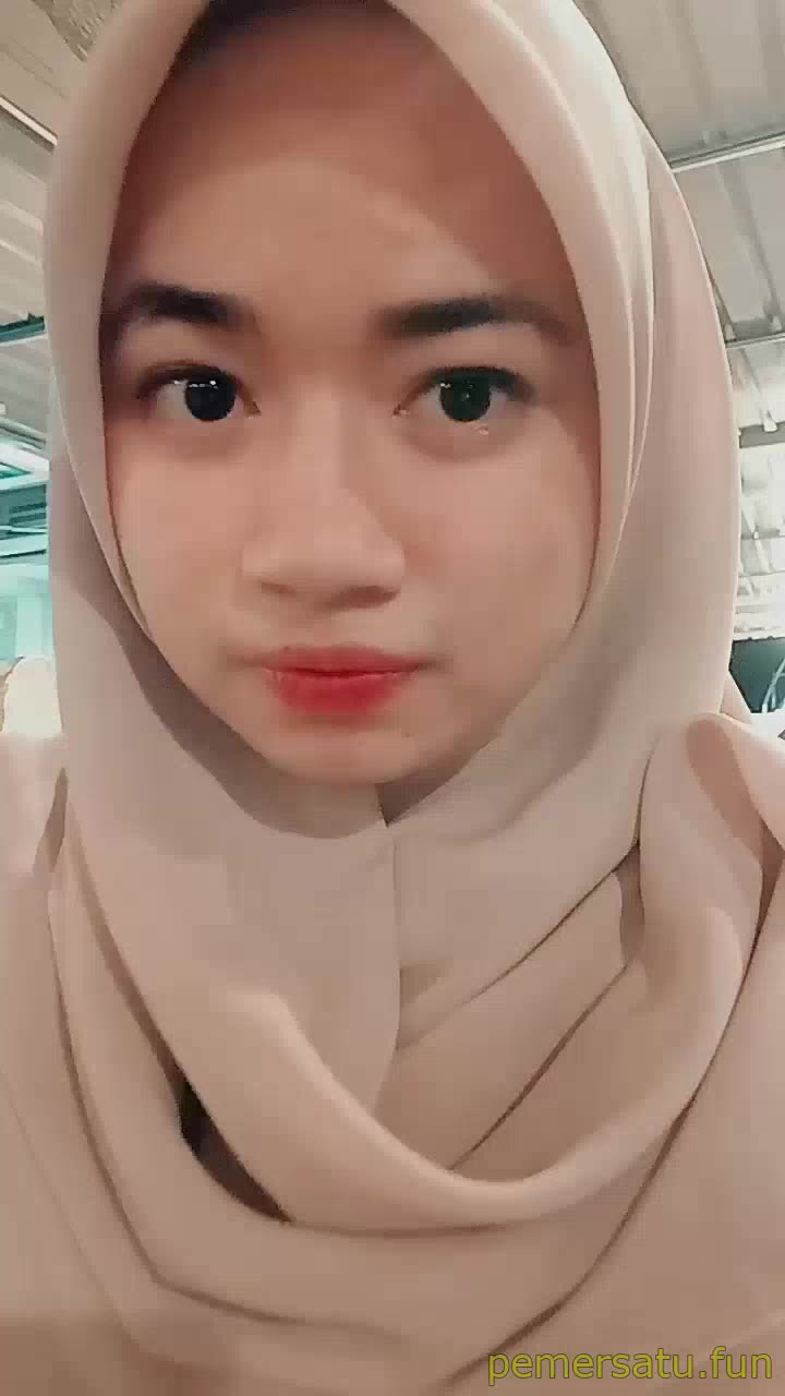 P13 Norazura UTHM Jilbab Memek Kesukaan Uncle