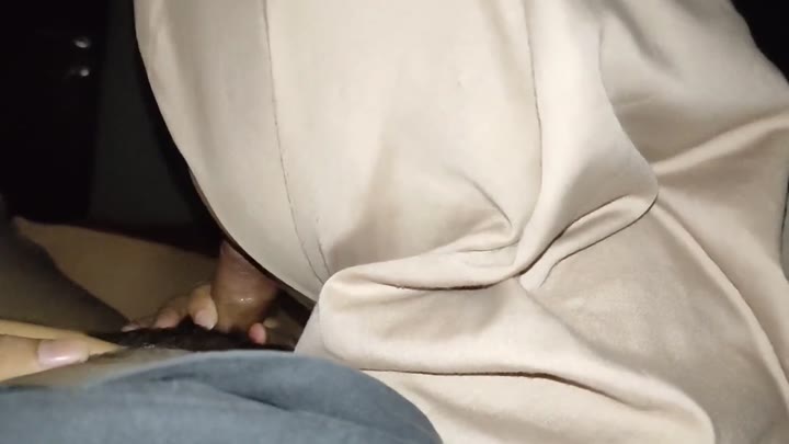 Cantik Di Hisapin Teman Kantor Jilbab