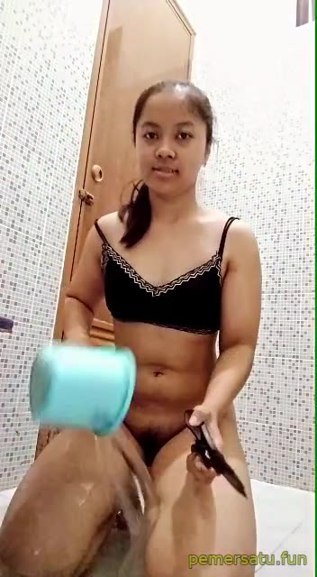 P11 Vania Esema Abg 18yo