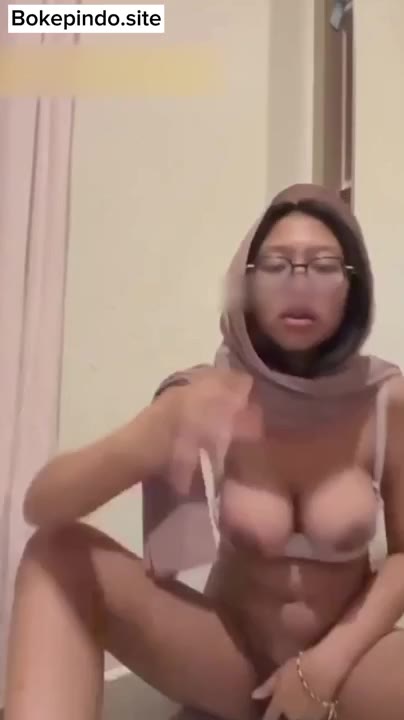 PoopHD Hijab Kacamata - Bokep Indo Viral - Twitter @lollipopviral (LOLLIPOP VIRAL) -