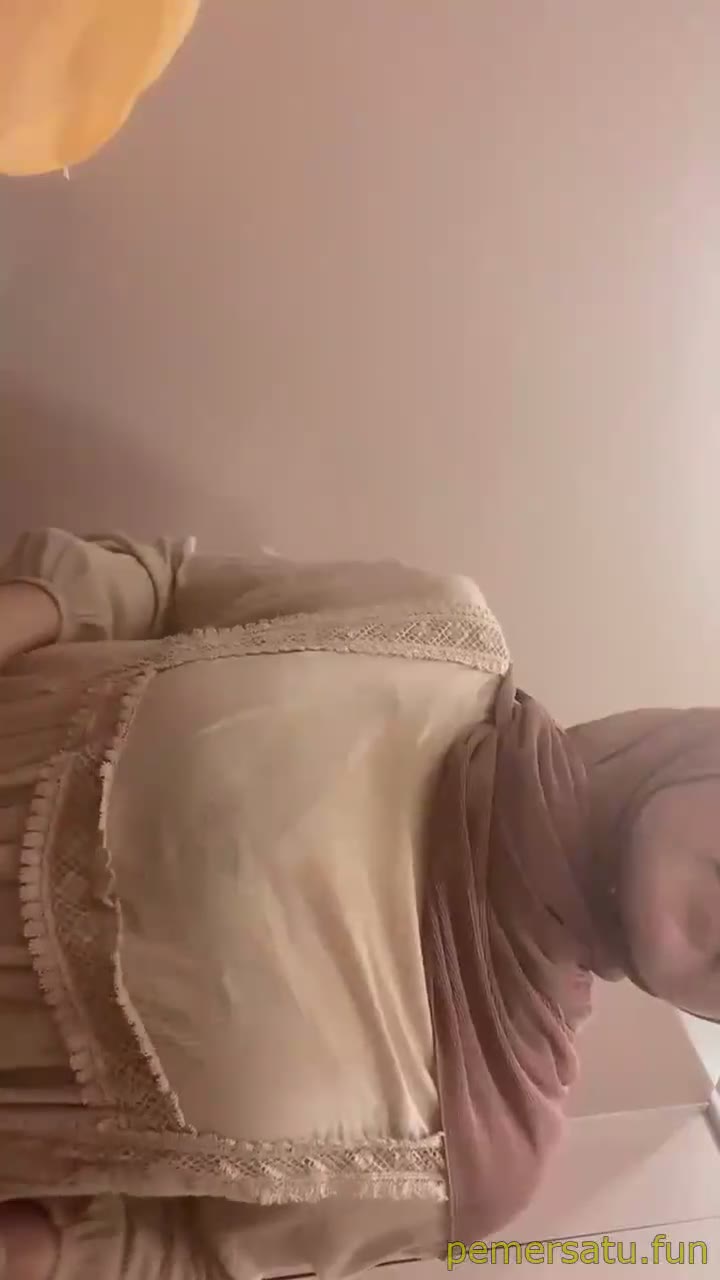 P21 Shae Hijab Abg 18yo Memek Sempit Kontol Gede