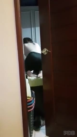 Thumbnail untuk Ngintip Kakak Cantik Ganti Baju Dikamar Eh Malah