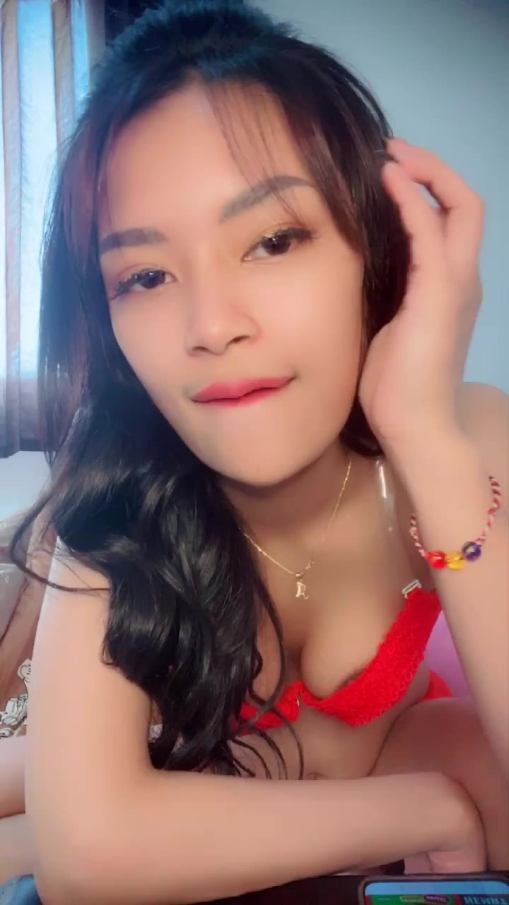 Thumbnail untuk Virall Rere Moniq Omek Memeknya Hingga Becek Memeksiana