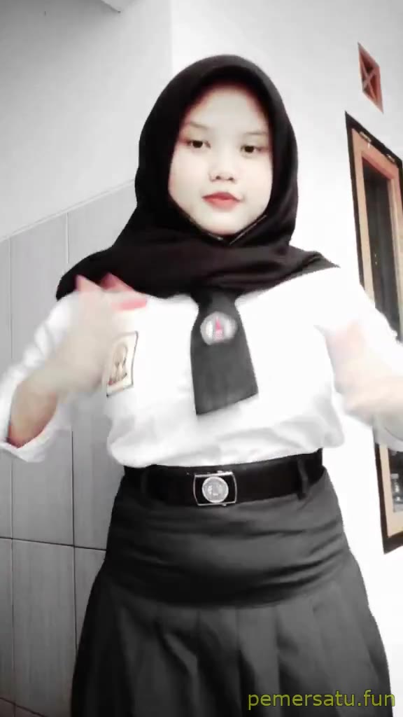 P33 Resvita Dewi Abg 18yo Pemersatu Fun