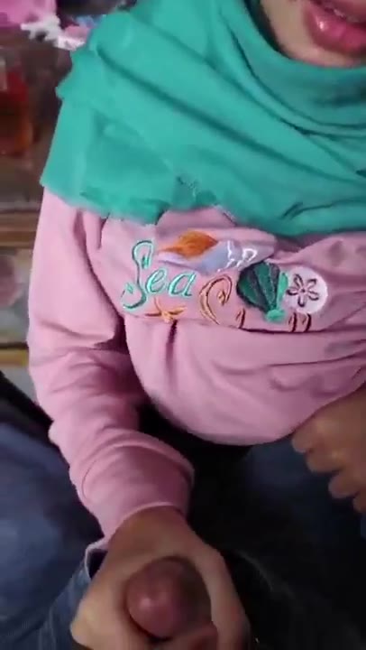Thumbnail untuk Pacar Sma Hijab Imut Live Memeksiana Links Bochiel