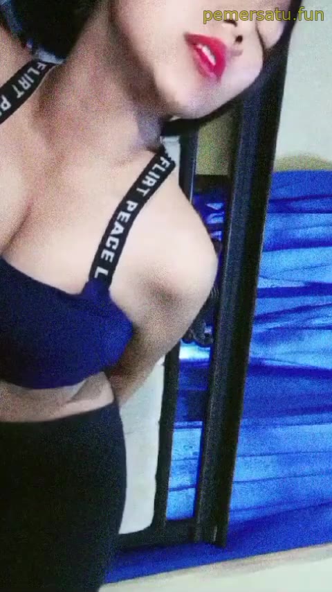 P52 Kirana Abg 18yo Sange Colok Memek