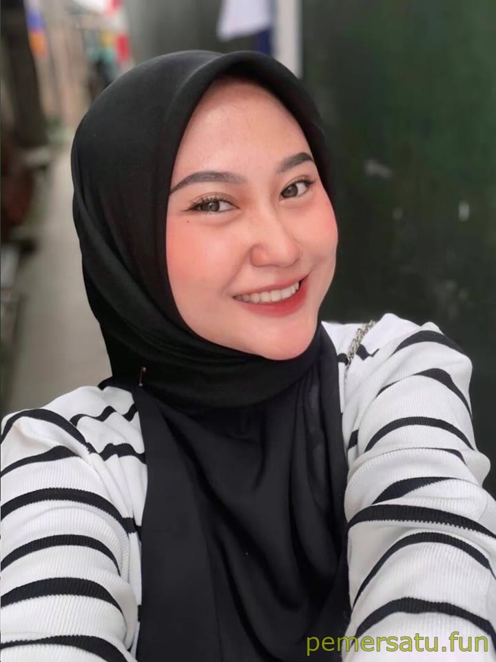 P8 Pasutrinoid69 Jilbab Cakep Ngentot