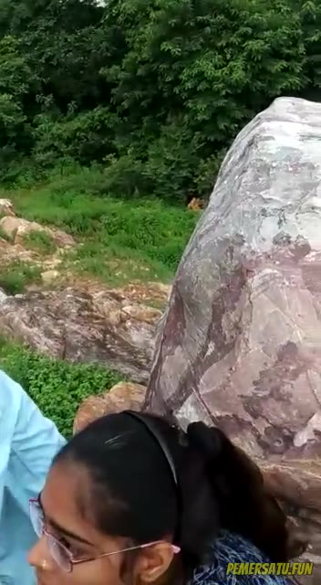 P3 Ketauan Mesum Gadis Abg Kacamata Digilir Warga