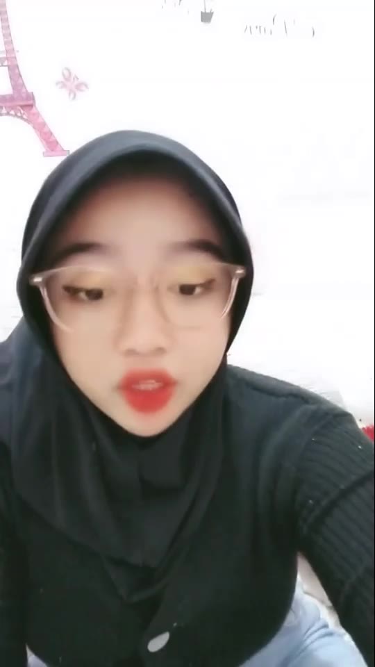 V08 Naughty Hijaber Live Show