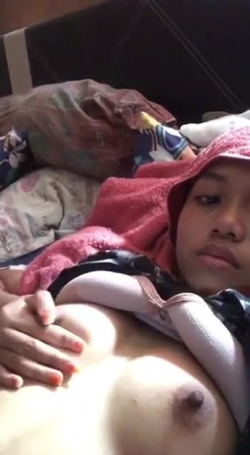 1) Koleksi Ain Ayunie Pemersatu Dot Fun P7 (new
