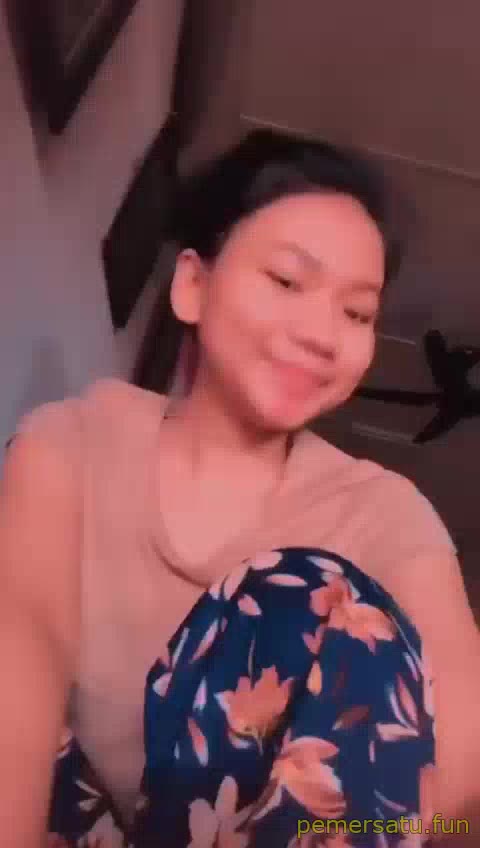P7 Arinah Jilbab Binal Suka Bikin Status IG