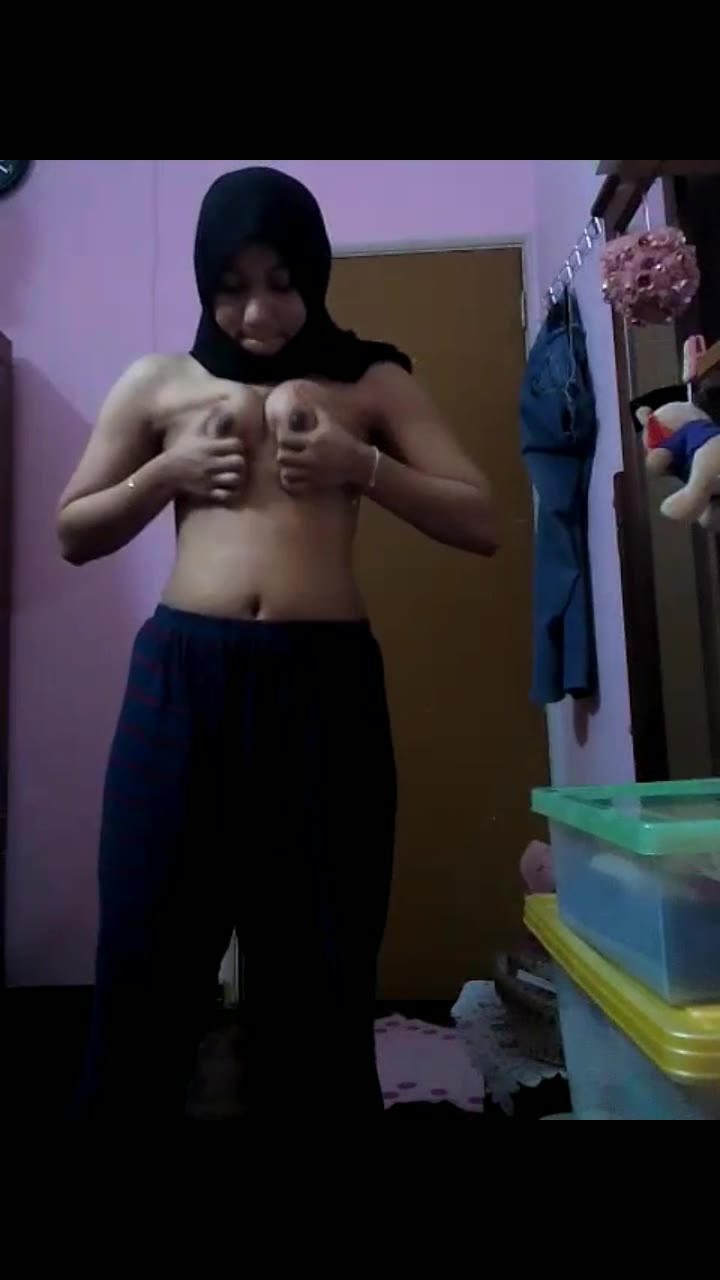 Tau Jilbab Imut Ngapain