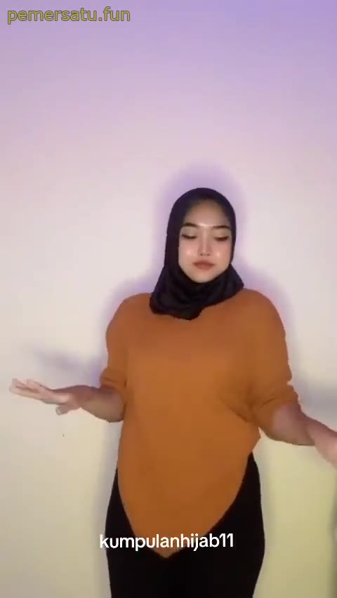 P3 Renii ABG 18yo Toket Ranum Ngangkang Colmek