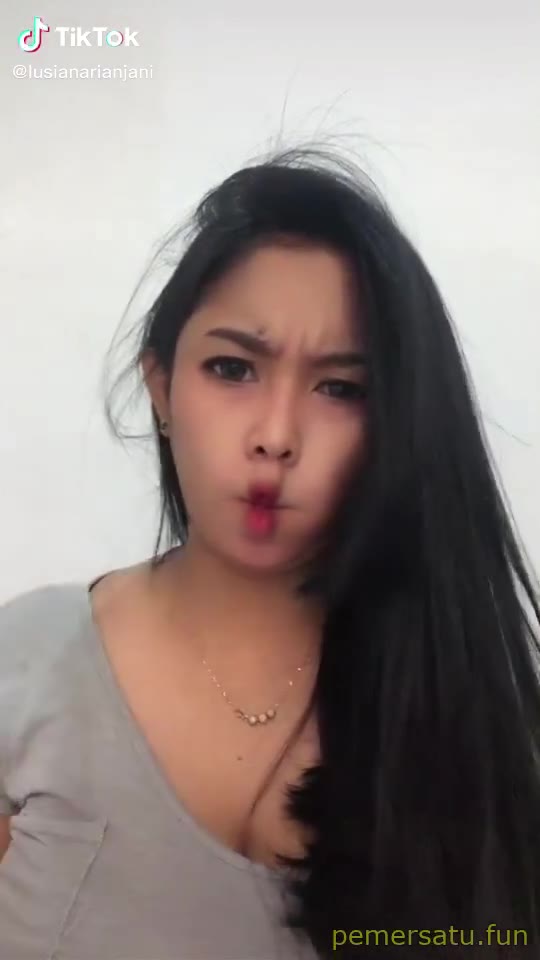P1 Lusiana Rianjani Abg 18yo Pemersatu Fun