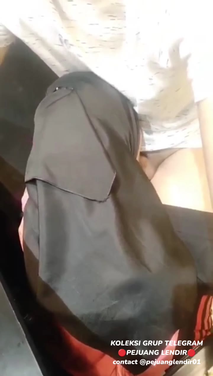 Warnet Hijab Ukhti Bj Di