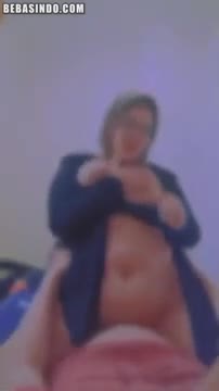 Thumbnail untuk Bokep Indo Jilbab Kacamata Tobrut Pemuas Nafsu Birahi 2