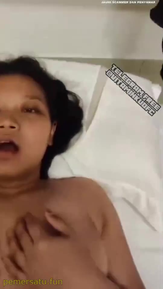 P1 Ayu Serawak Hijab Montok Dientot