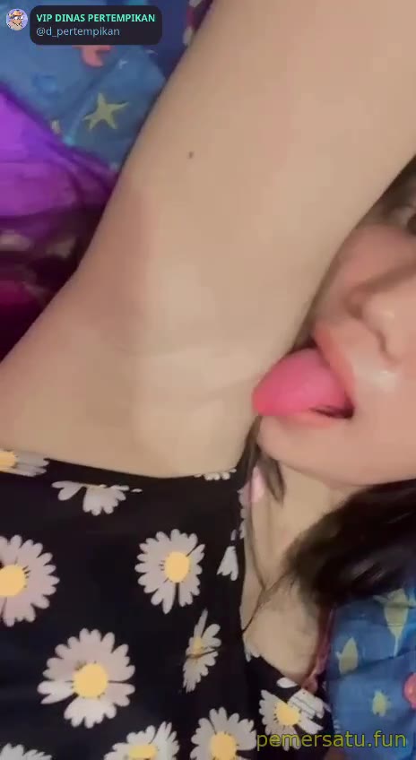 P38 Ketika Cek Pelanggan Service Hape Tak Lupa Simpan Isi Videonya Abg 18yo Pemersatu Fun