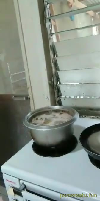 P53 Anna Kristina Ylaya Tobrut Kacamata Mov