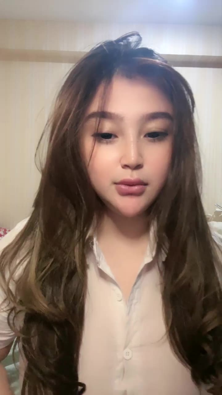 Thumbnail untuk Uting Toket Gede Babyariel Kemeja Transparan Id 10708076