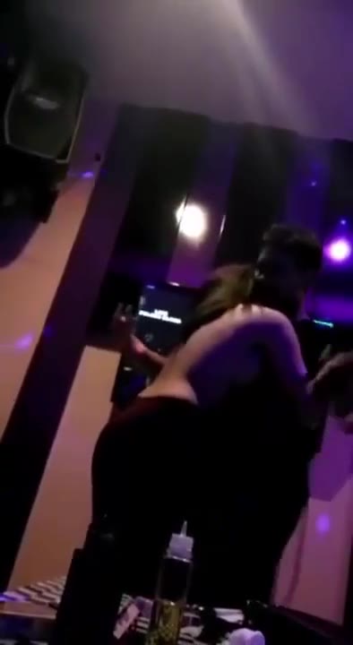 Thumbnail untuk Si Venus Kacamata Di Tulungagung Karoke Lsag Doodstream