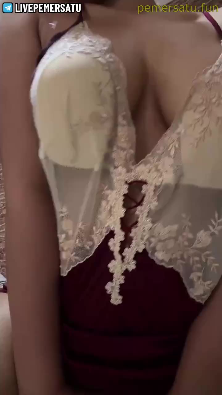 P6 Sandraa Cantik Tocil Butuh Kontol