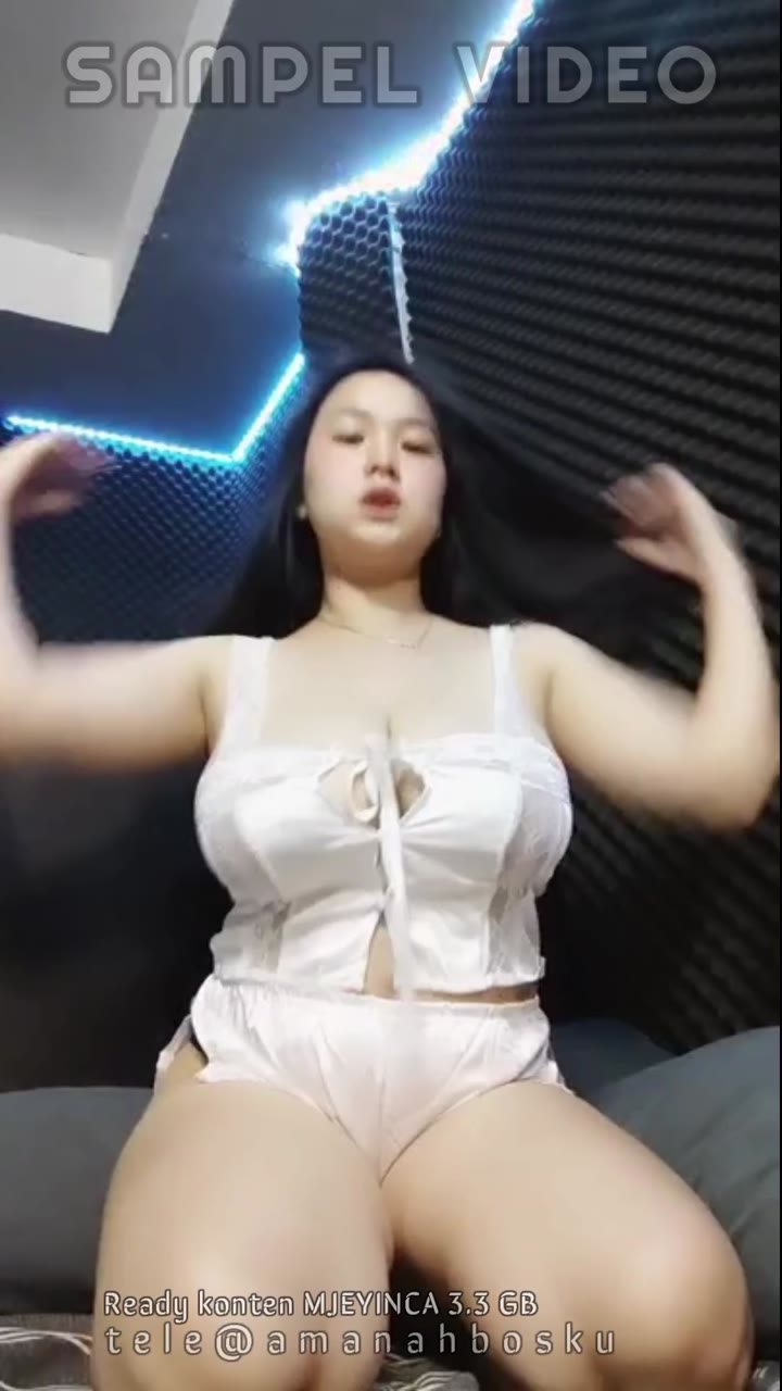 Thumbnail untuk Bokep Indo Mjeyinca Selebgram Viral Ngentot Streaming Bangsa