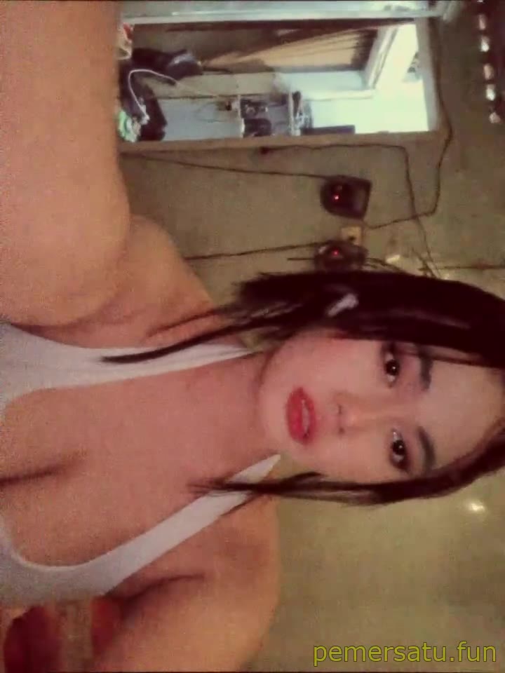P9 Anisah Istifarin Abg 18yo Memek Sempit