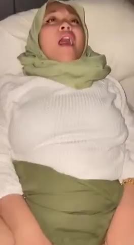 Bato Bantuin Kesayangan Colmek