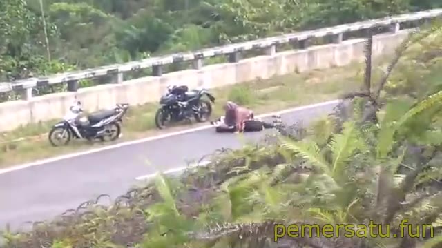Jalan Jilbab Ngentot Di Tengah