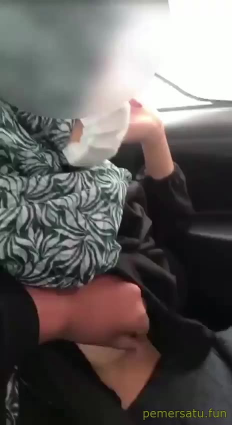 P1 Remas Toket Hijab Yang Numpang Grab